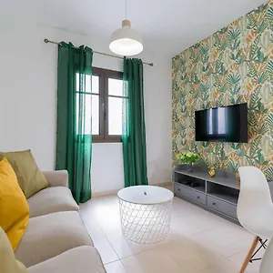 mahostly-apartamento-comillas-pa.in-canary-islands.com/