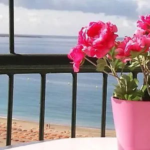 vistasalsol-tenerife.in-canary-islands.com/